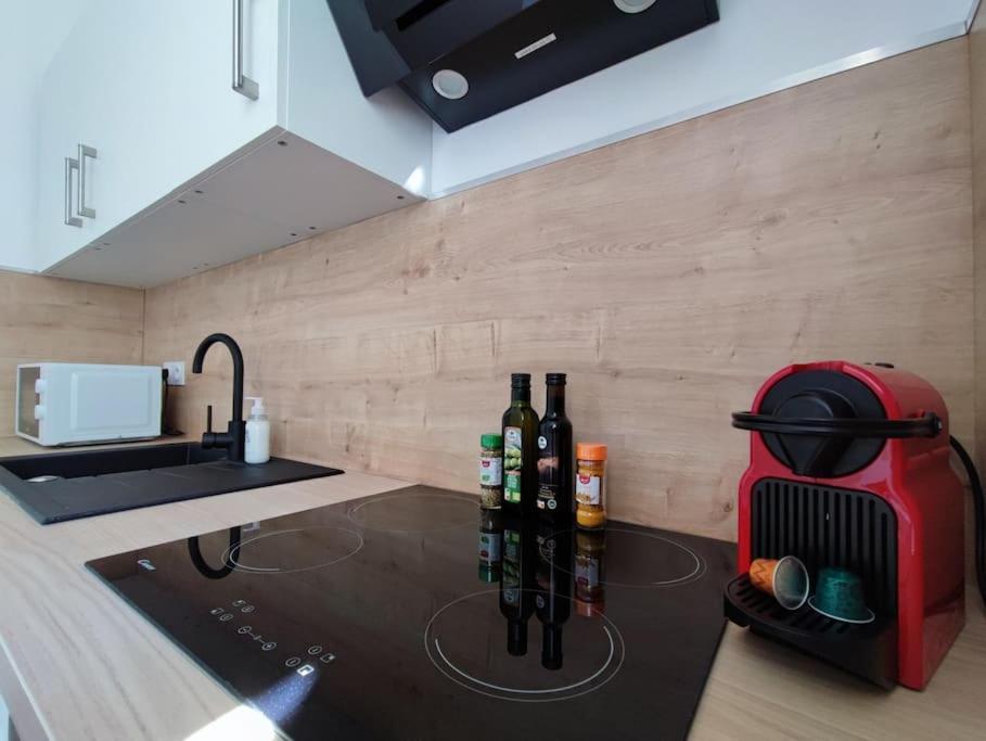 Pause Entre Cite Et Bastide *Clim *Wifi *Smart Tv Apartment Carcassonne Exterior foto
